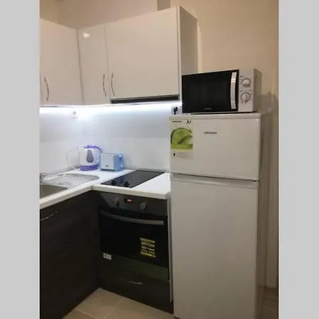 Апартамент Sunny Beach 1-Bdrm Apt In Vip Zone Apartments
